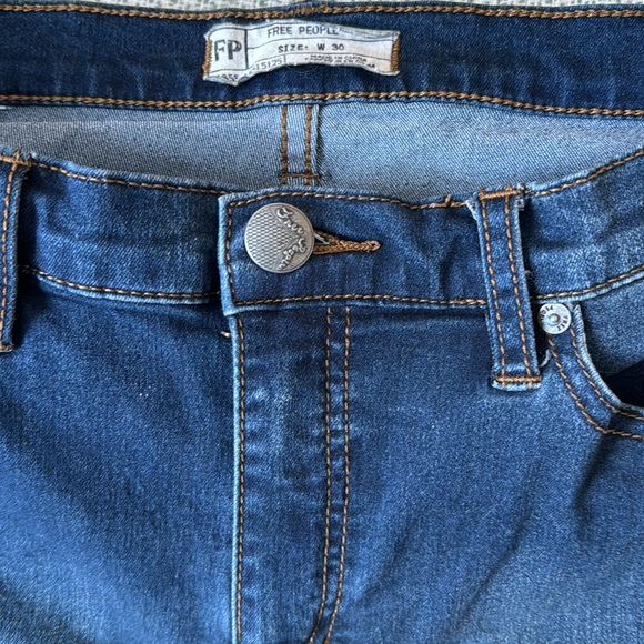 FREE People jeans - Picture 2 of 5